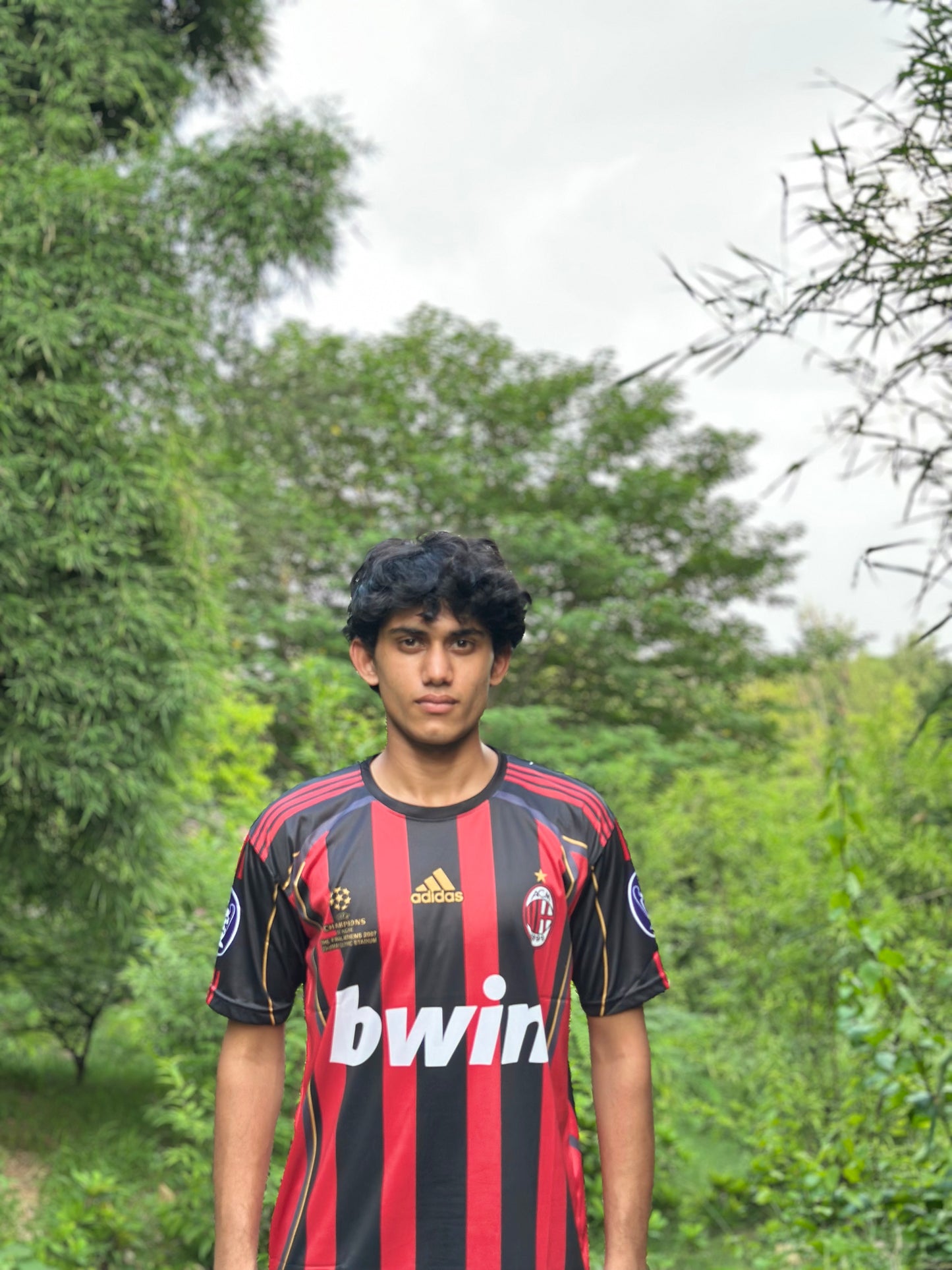 Forza Milan. Wear the Legacy.