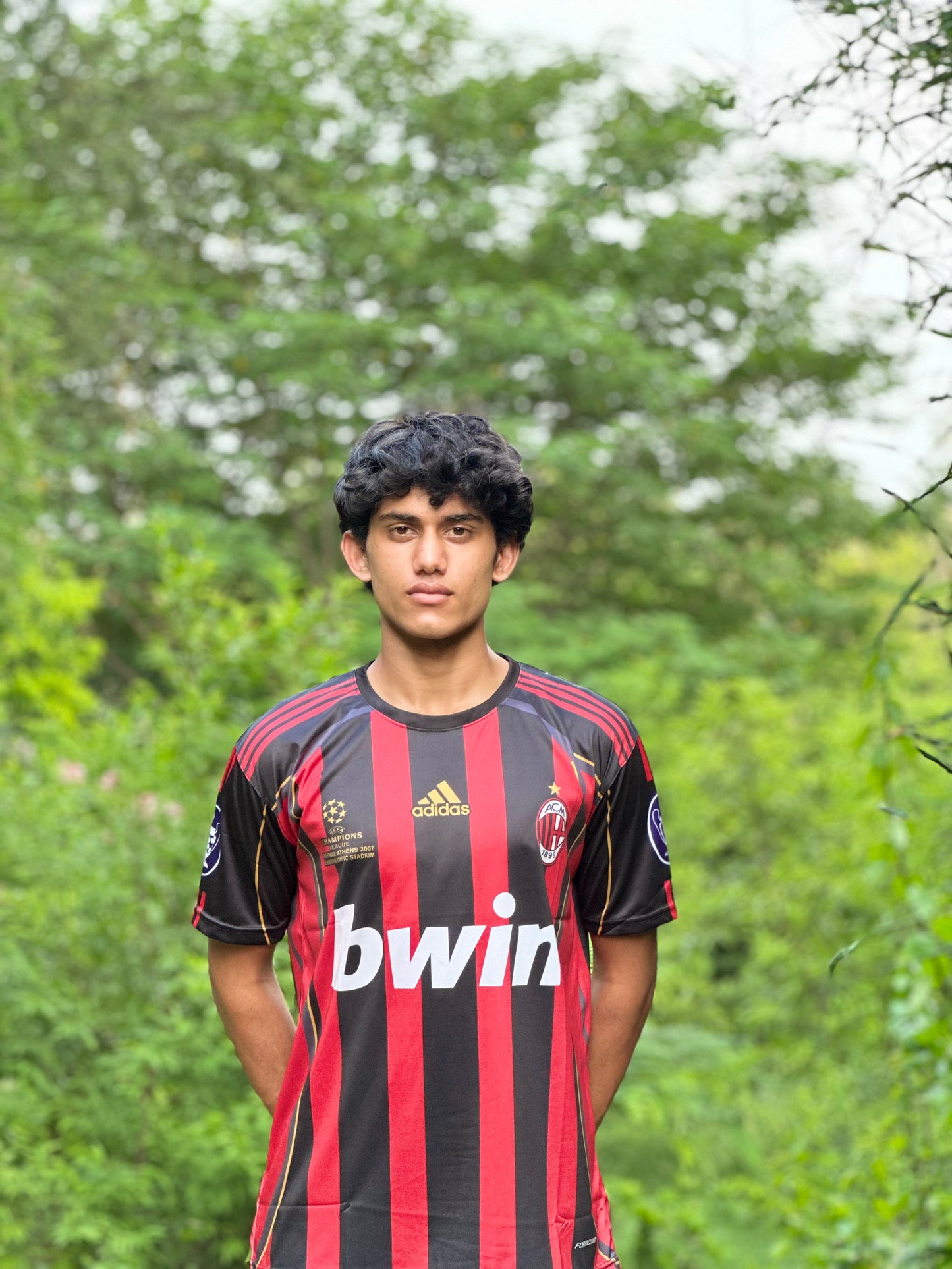 Forza Milan. Wear the Legacy.