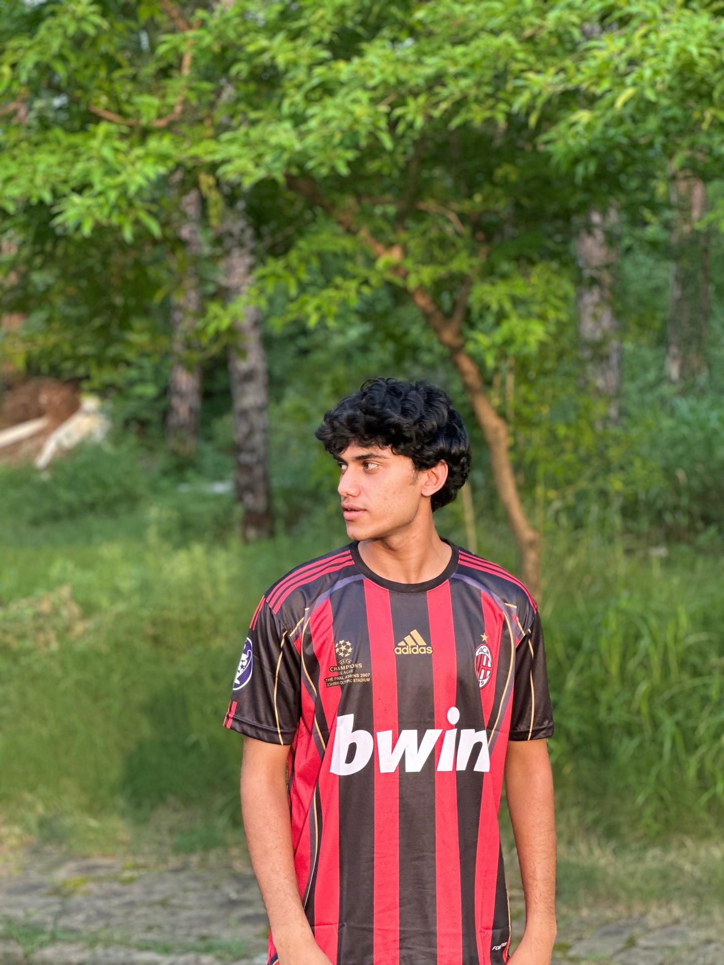 Forza Milan. Wear the Legacy.