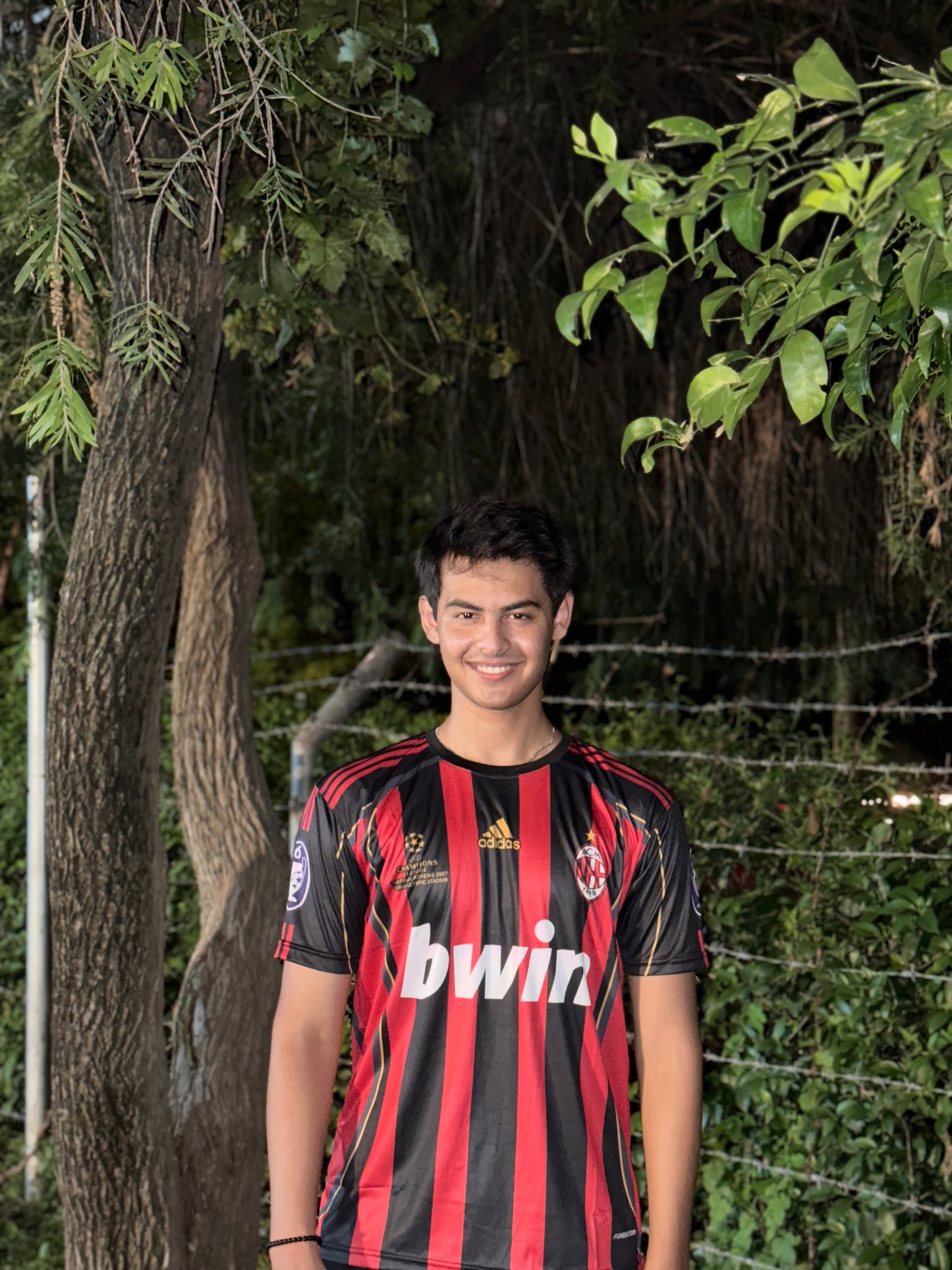 Forza Milan. Wear the Legacy.