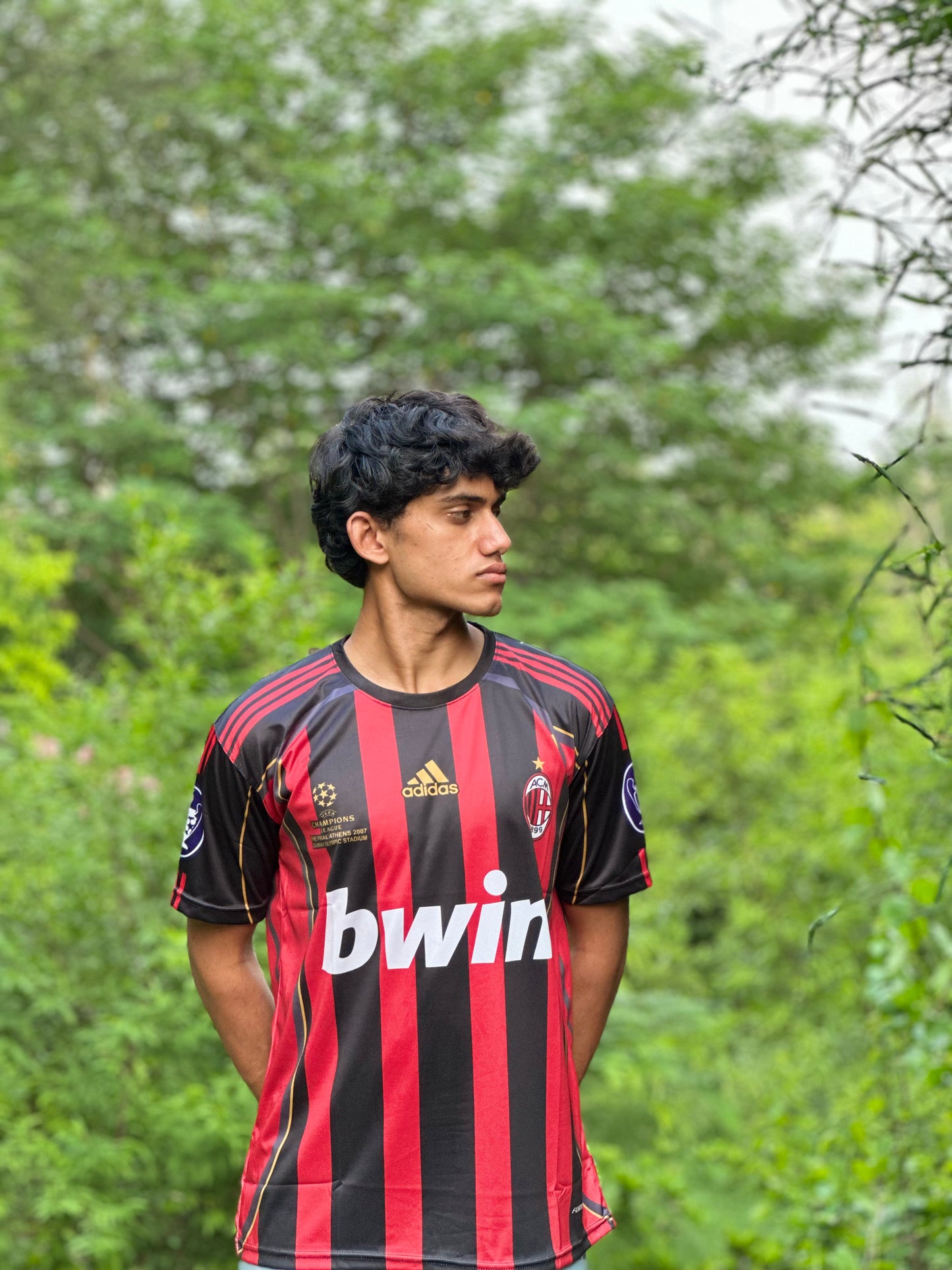 Forza Milan. Wear the Legacy.