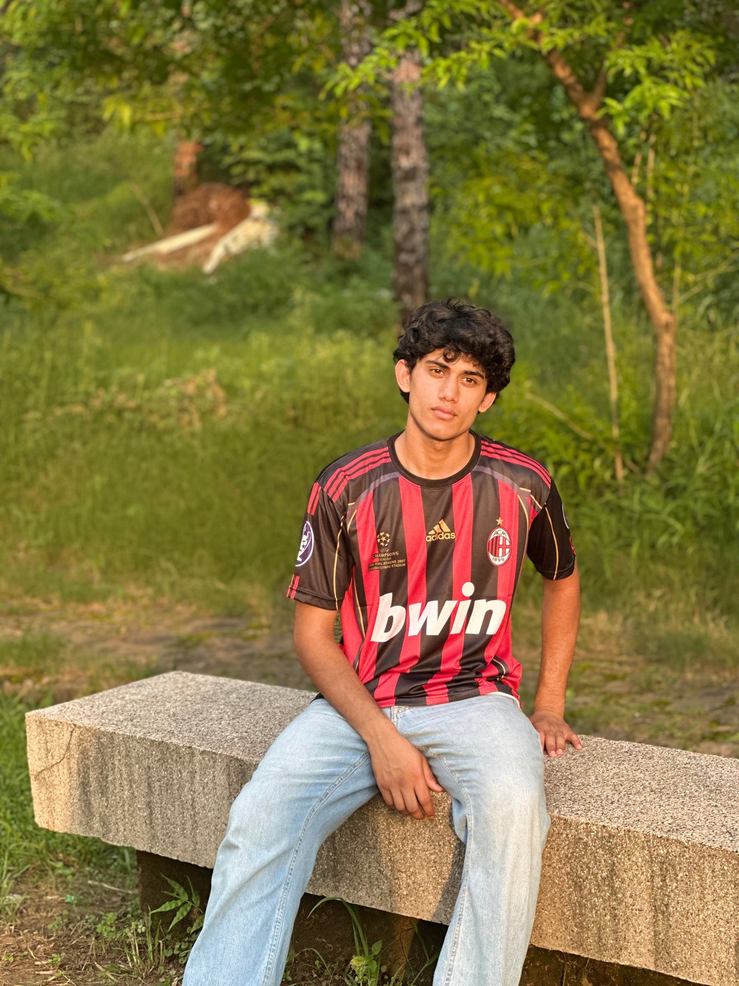 Forza Milan. Wear the Legacy.